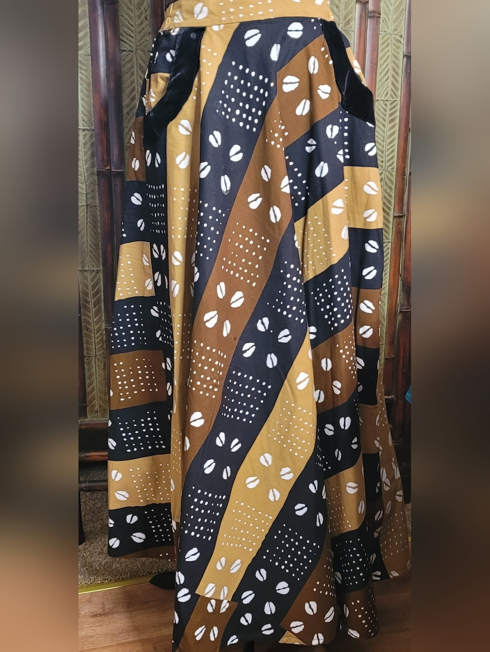 Diagonal Colorblock Maxi Skirt with White Abstract Motifs